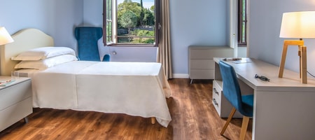 TOP Twin Room - 2 Single Beds