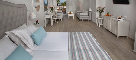 Deluxe Panorama Suite Sea View