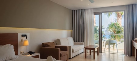 Junior Suite with Pool View