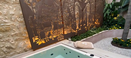 Eden Spa Residence - located 180m. from the Hotels