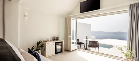 Executive Suite Caldera view with outdoor mini plunge pool Double