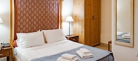 Standard Double Room | Violet