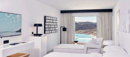 EXECUTIVE Suite with Sea View & Private Pool