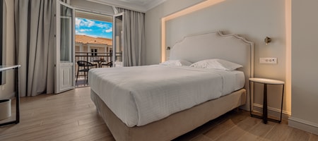Junior Deluxe Suite