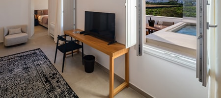 Senior Suite with Outdoor Hot Tub and Sea View