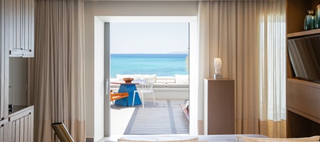Superior Sea View Suite with Hot Tub