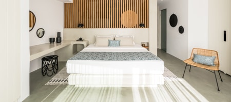 Pure Suite with Pool or Jacuzzi