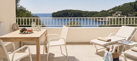 Grand Terrace Deluxe Suite with Outdoor Jacuzzi