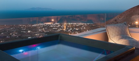S Villa Sea View with Outdoor Heated Tub