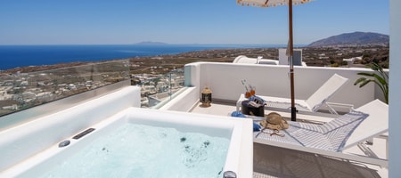 Panoramic Villa with Outdoor Hot Tub