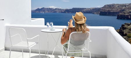 Standard Room with Balcony & Caldera View