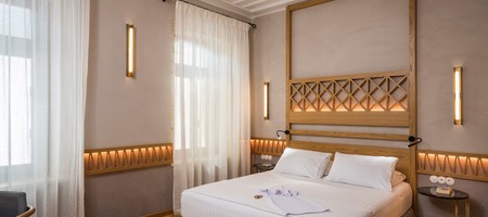 Classic Double Room with Street View