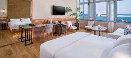 Premium Sea View Suite
