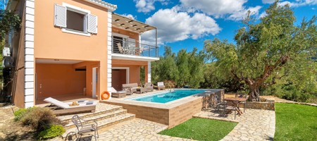 Two Bedroom House with Private Pool