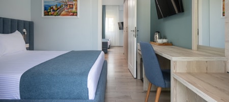 Junior Suite with Garden View