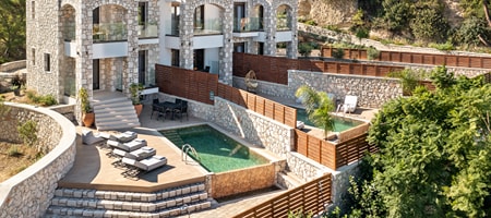 SEAESTA VILLAS (UP TO 12 PEOPLE)
