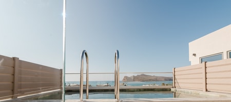 Serenity Suite Split Level with Private Pool & Sea View