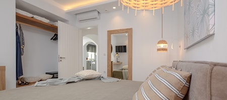 Premium 1 Bedroom Suite With Hot Tub And Sea View