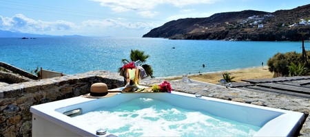 Superior Double Studio with Sea View and Jacuzzi