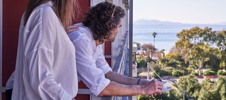 Premium Double or Twin Room with Side Sea View - NON smoking