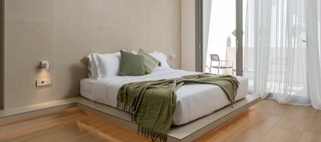 Suite with Private Steam Room and Direct Pool Access