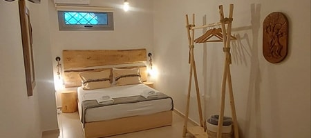 Economy Room