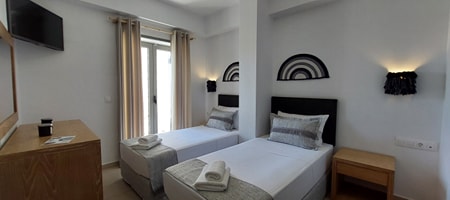 Superior Studio with twin beds