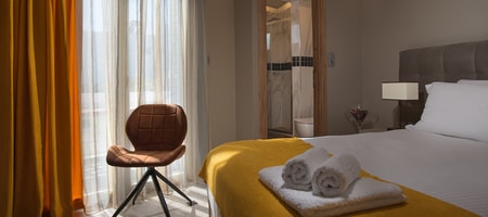 Angelica's Lux Room in Adamas