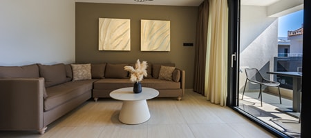 Deluxe Suite Pool View
