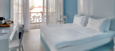Deluxe Double with Side Sea View