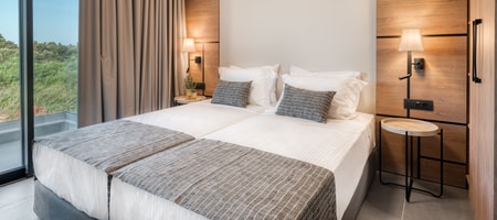 2 Bedroom Maisonettes with Swim-Up Pool