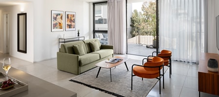 Four Bedroom Apartment with Balcony