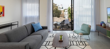 Three Bedroom Apartment With Big Terrace
