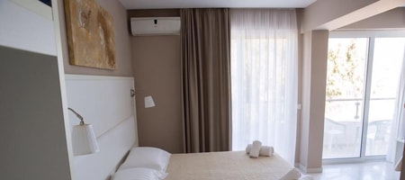Triple Room with Side Sea View