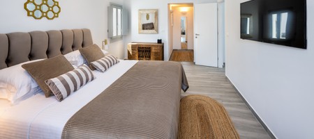 One Bedroom Grande Suite with Heated Private Pool & Sea View | 2-4 Guests | 60sqm