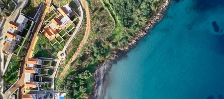 100 Rizes Seaside Resort