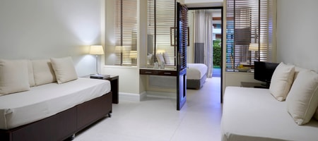 Deluxe Family Room