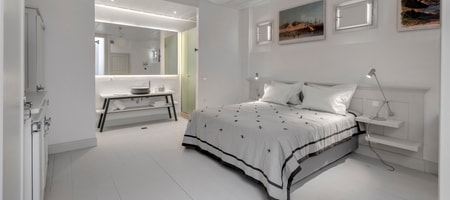 The Jacuzzi Suite