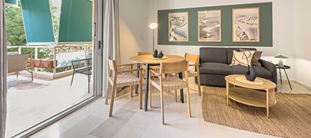 Dios 17 | Zen Vouliagmeni Beach Apartment 1