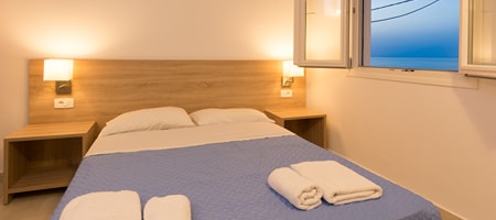 Studio with Sea View (3 adults)