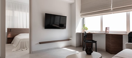 203 Deluxe District Apartment