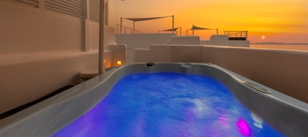 Deluxe Suite | Outdoor Jacuzzi