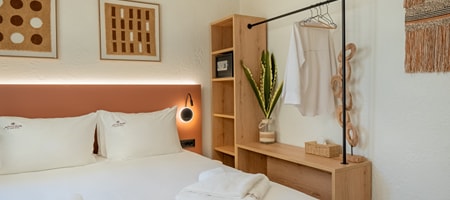 Economy Room