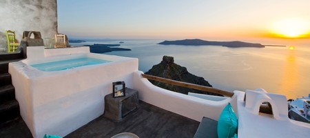 Efhari | Exclusive Suite with Outdoor Plunge Pool & Panoramic Caldera View