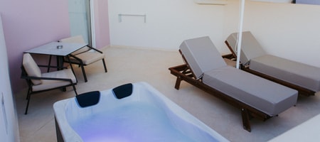 Twin Garden View with Jacuzzi 16+
