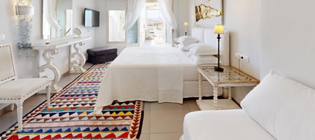 Elegant Sea View Suite