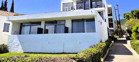 Superior Annex Sea Front Room