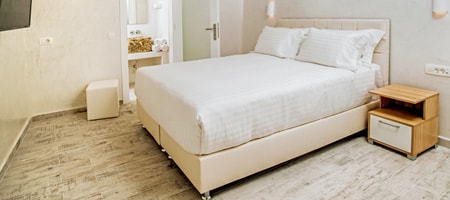 Spilies One-Bedroom Apartment R