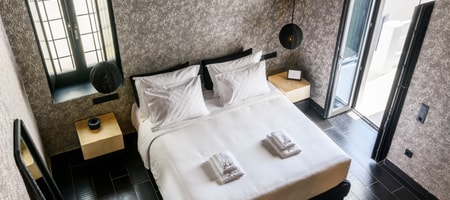1 BD | Myk Town | She Black Suite