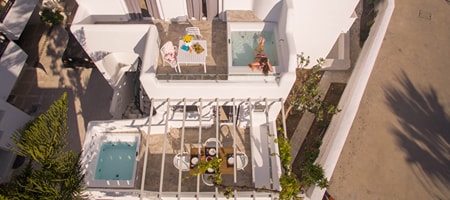 Grand 2 Room Suite with Hot Tub